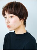 ピンクブラウンのマッシュショート