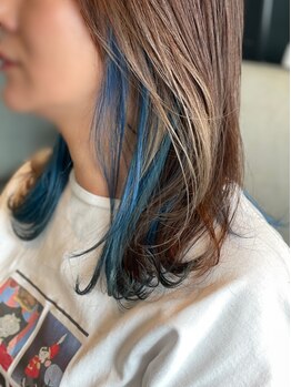 ココノサロン ハナレ(cocono salon HANARE)の写真/《北千住☆髪質改善個室サロン》赤味を消し光に透けるような絶妙なカラー♪高いカラー技術で可愛いを演出