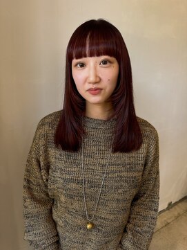 イル(ill) ぱっつん前髪 顔周りのレイヤーがオススメ 髪質改善 大須