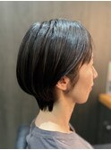 お手入れ簡単！凛とした黒髪ショートボブ
