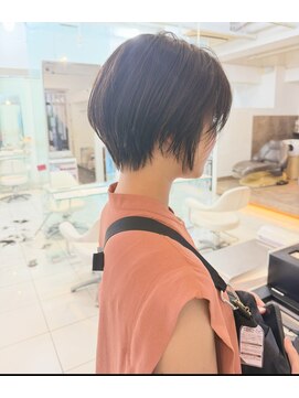 ヘアアンドデイスパ アグー(hair&dayspa AGU) くびれ丸みショートボブ