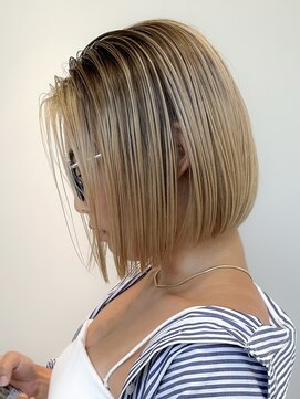 エルヘアメゾン(el. hair maison) 白髪ぼかしハイライトショート髪質改善ボブバレイヤージュ