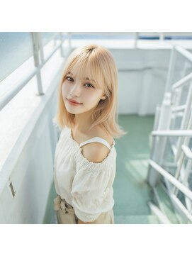 グラッジ 池袋(GLADGE) ミルクティー、ベージュ