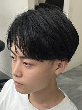 フイ 恵比寿(Hui) センターパート/ニュアンスパーマ/毛流れセンターパート