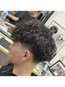 カイ(X) 縦落ちカーリー