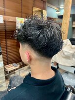 スタンドバーバー 柏(STAND BARBER)&nbsp;サーフカール/スパイキーショート/ブルーブラック/柏<理容室>