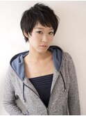 スタイリッシュショート。エッセンスパーマスタイル