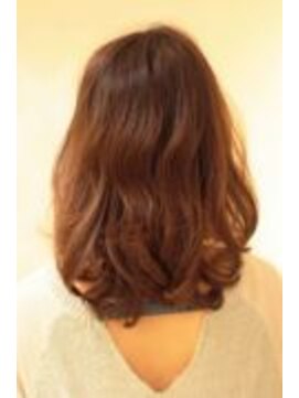 フォルテ 榛原パームス店 フェミニンミディアム