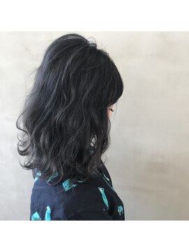 リリ(Riri) ダークグレージュ