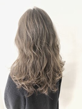 ヘッズ 本八幡店(HEADS) 【HEADS本八幡】アッシュベージュ×ロングレイヤースタイル