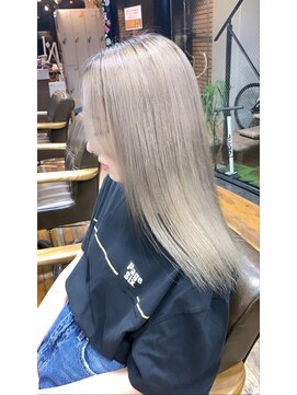 ラフ 難波店(LAFF) #黒髪#ボブルフ#ネビージュ#小顔#ワンレン