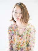 外はねニュアンスのボブスタイル