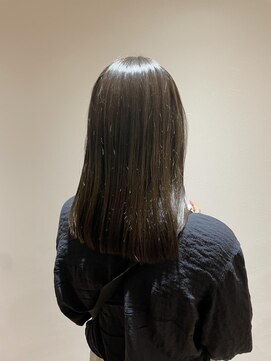 モントゥリー(Mon tree) 透明感アッシュブラウン