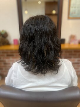 ヘアーズモアー(HAIR’S MORE) カット/パーマ