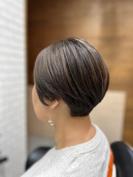 クロップ(CROP) ハイライトショートヘア