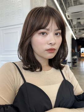 ガーデントウキョウ(GARDEN Tokyo) ミディアムヘア/暗めカラー/レイヤー/マロンブラウン/前髪カット