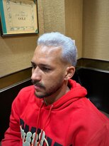 レオヘアワークス(LEO HAIR WORKS)&nbsp;スキンフェード　オールバック　シルバーカラー新潟　バーバー