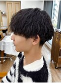 波巻きスパイラル×ツイストフェザーパーマ　MEN’S HAIR