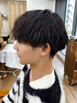 ネオリーブ クーロ メゾン 横浜(Neolive curro Maison)&nbsp;波巻きスパイラル×ツイストフェザーパーマ　MEN’S HAIR