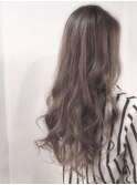 プラチナベージュ
