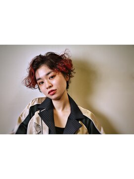 イトシテ 【ストリート感あるカーリーショート】ジントモヒト