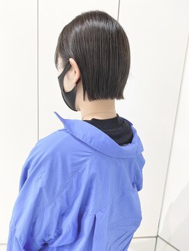 ジーニー 横浜(giinii) giinii横浜_ぱつっと大人美人ボブ（ryota_hair）