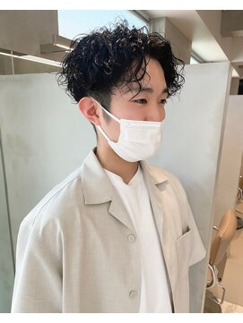 ガリカ 博多(Gallica) センターパート×スパイラルパーマ