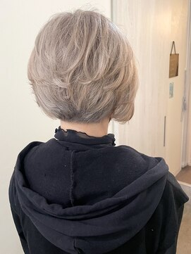 ルピナス(Lupine.) 【丸みショート×ベージュ♪♪】