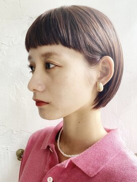 カムジーヘッドカミノウラ(COMEGHEAD KAMINOURA) オン眉ショートボブリーチなしダブルカラーアッシュベージュ