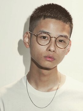 エヴァー(ever) 【マッシュパーマ/ウルフ/アッシュブラック/カルマパーマ/渋谷】