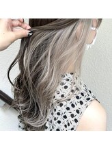 アンド バイ ヘアサロン(AND by hair salon) グレージュ×インナーカラー