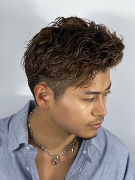 プレミアムバーバー 表参道店(PREMIUM BARBER produce by HIRO GINZA) ツーブロックパーマ