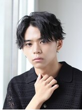 フェリチタ フィロ メンズサロン(FELICITA filo MEN`S Salon) 無造作波巻きマッシュ。