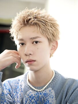 オーシャントーキョーウエスト 心斎橋 (OCEAN TOKYO WEST) スパイキーショートフェザーパーマハイトーンメンズショート