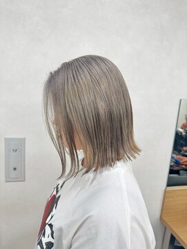 セイル(Sail) デザインカラーシアーアッシュボブ