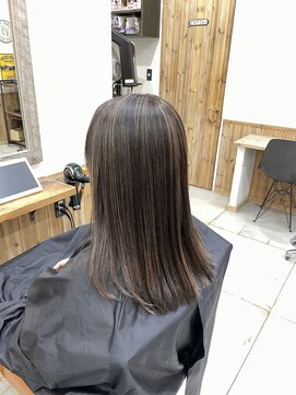ノーム 横浜(NORM) ハイライト*ナチュラル*白髪ぼかし