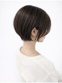前髪あり耳掛け丸みくびれショートボブ20代30代40代50代