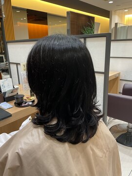 ヘアースタジオ ピース(Hair Studio PEACE) 毛先ストレートパーマ
