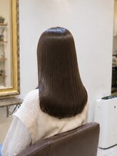 シュプレミュー(Supremu)&nbsp;大人女子のうるツヤロング　/ヘッドスパ/白髪ぼかし/髪質改善
