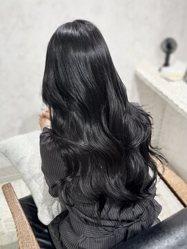 アンドリルム 梅田(&Lillme) 髪質改善ブルーブラック20代30代巻き髪ヘアセット大阪梅田