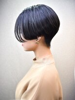 ヘアスタジオヘーフリヒ(HAIR STUDIO HoFLICH) ☆ワンサイドショート/センシュアルショート/センターパート☆
