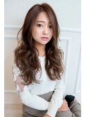 アッシュグレージュ波ウェーブ.スタイル