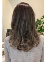 ネックス 表参道本店(nex)&nbsp;【nex表参道】2/21 谷山　ホワイトグレージュ　ロングレイヤー