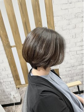 ベルポ(Bellpo) 朝のヘアセットが簡単！『丸みショートボブ』