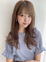 アイユー(ii+U)&nbsp;ニュアンス　レイヤーカット　ベーシュ　エアリー　20代　30代