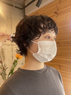 カフネ ジュントス ヨロ(Cafune' juntos YOLO) ショート/パーマ