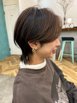 ロミー 本厚木(ROMMY.) 大人可愛いハンサムショートショートウルフ女子