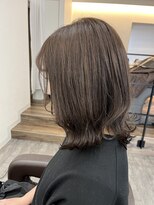 ウイ バイ ファースト 北四番丁店(u'i by first)&nbsp;★透けるアッシュグレー★ミディアム