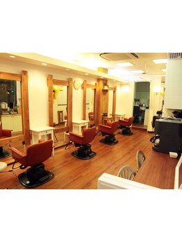 少人数なので髪の悩みも相談しやすい！ゆったりとした空間で癒しのサロンTimeを。