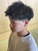 ニアウ 伊勢崎連取店(Niau)&nbsp;波巻きスパイラルパーマツイストスパイラルパーマシャドウパーマ